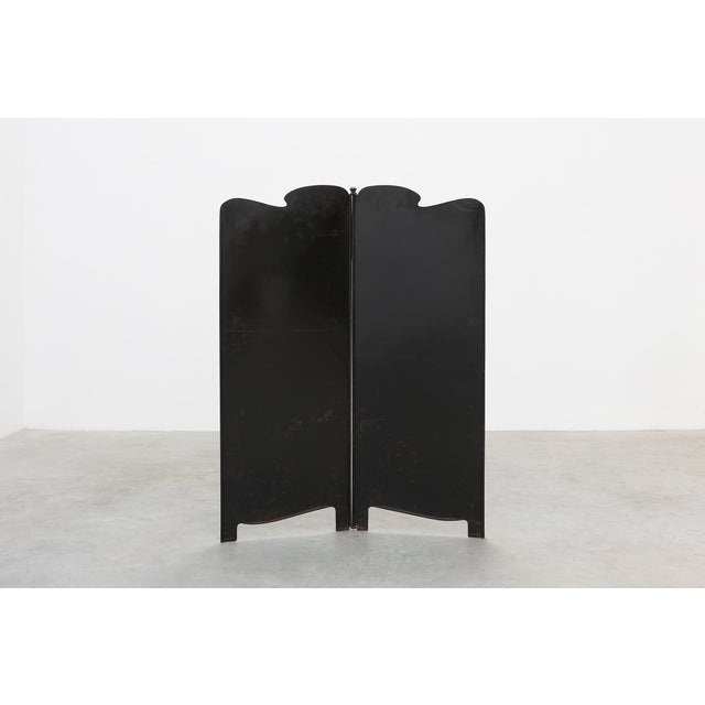 Art Nouveau Black Lacquered Two-Panel Screen with Hand-Painted Irises, France, 1890s For Sale - Image 10 of 14