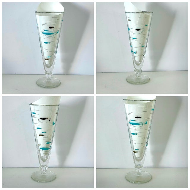 1960s Mid-Century Modern Atomic Fish Pilsner Beer Glasses, Libbey Glasses; Turquoise and Black W Platinum Trim; Set of 5 For Sale In Phoenix - Image 6 of 16