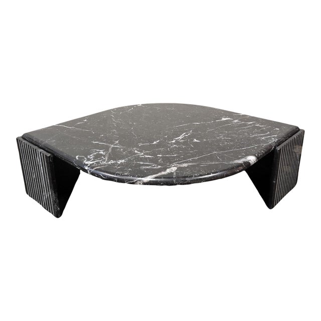 Italian Postmodern Eye or Teardrop Shaped Marble Coffee Table 1980s For Sale