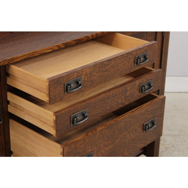 2000 - 2009 Stickley Mission Oak Arts & Crafts Sideboard W. Backsplash For Sale - Image 5 of 18
