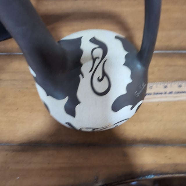 VTG Studio Art Pottery Pitcher Ewer Gray/Black Cream Sgraffito Signed Sujate 11" For Sale - Image 9 of 10