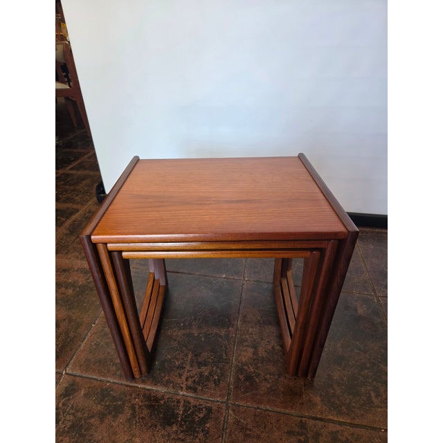 Mid-Century Modern G-Plan Teak Nesting Table Set of 3 Quadrille Line For Sale - Image 3 of 7