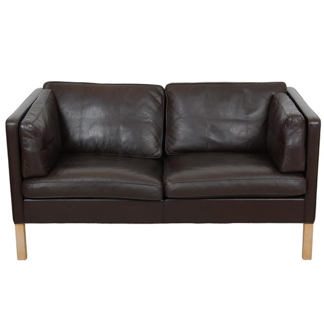 Model 2442 2-Seater Sofa in Brown Leather by Børge Mogensen for Fredericia, 1970s For Sale - Image 16 of 16