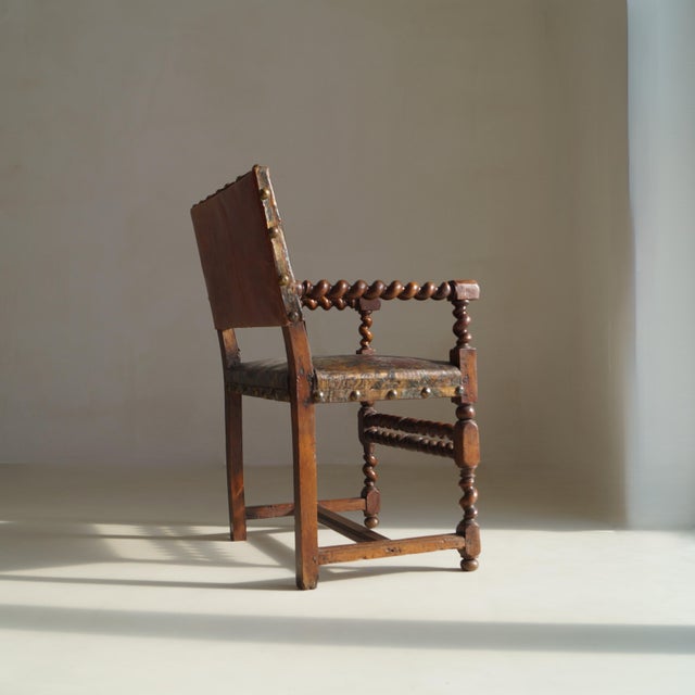 Flemish Walnut Armchair with Gilt Cordoba Leather, Late 17th Century For Sale - Image 10 of 18