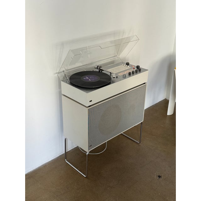 Industrial Braun L60 Floor Speaker With Audio 300 Designed by Dieter Rams, 1970’s For Sale - Image 3 of 6
