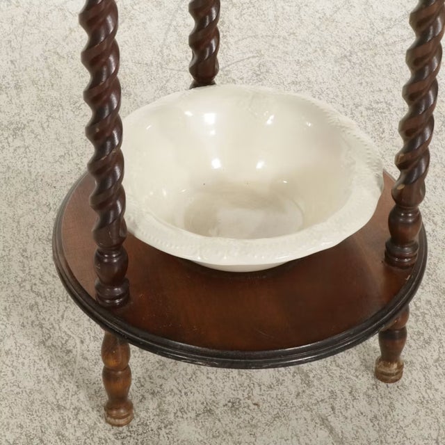 Late 19th Century Victorian Wood Wash Stand With Barley Twist & Swivel Mirror For Sale - Image 4 of 8