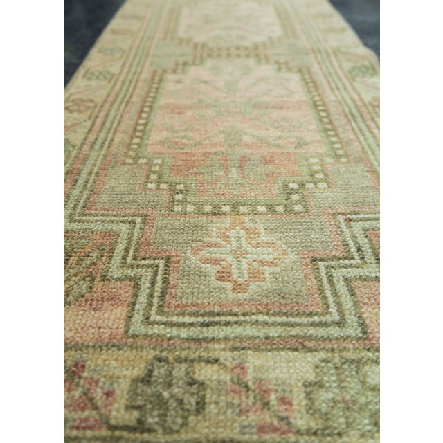 Turkish Mini Rug Oriental Hand Knotted Vintage Rug 1'5" x 3'6" #20735 For Sale In Houston - Image 6 of 8