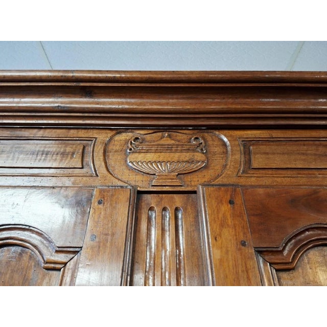 Louis XV Wardrobe in Walnut For Sale - Image 9 of 12