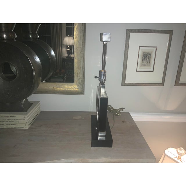 Contemporary Robert Abbey 1990s Contemporary Doughnut Duncan Table Lamp For Sale - Image 3 of 13