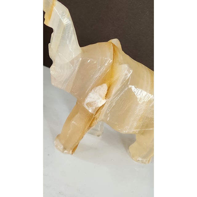 Pair of Vintage Hand-Carved Honey Onyx Elephant Figurines For Sale - Image 4 of 16