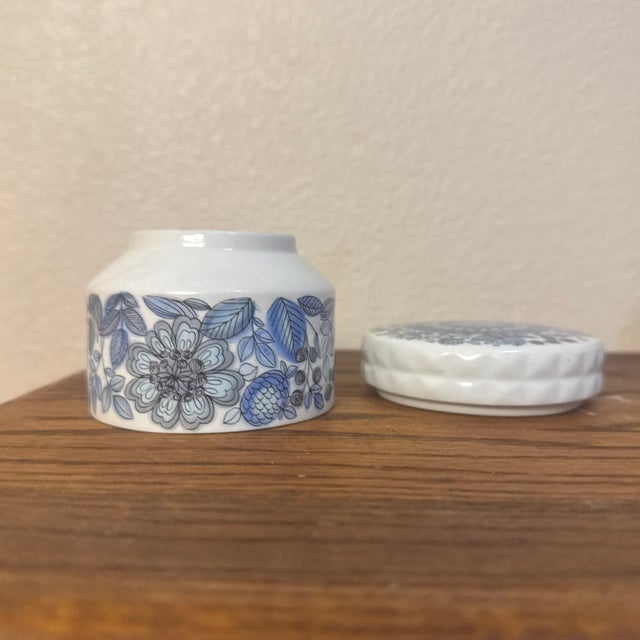 1970s 1970s Spanish Mid-20th Century Modern Lidded Sugar Bowl by Pontesa — 'Toledo' Pattern For Sale - Image 5 of 8