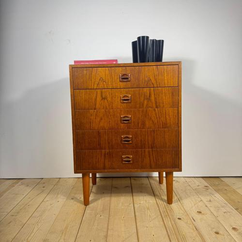 Small Teak Chest of Drawers Mid-Century Modern Danish Design, 1960s For Sale - Image 3 of 11