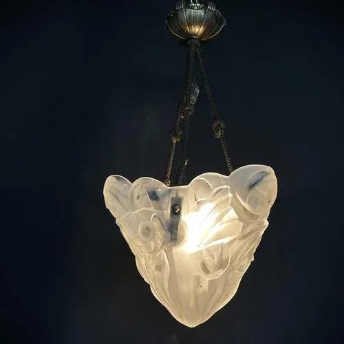 1930s Art Deco Hanging Light attributed to Degué, 1930s For Sale - Image 5 of 10