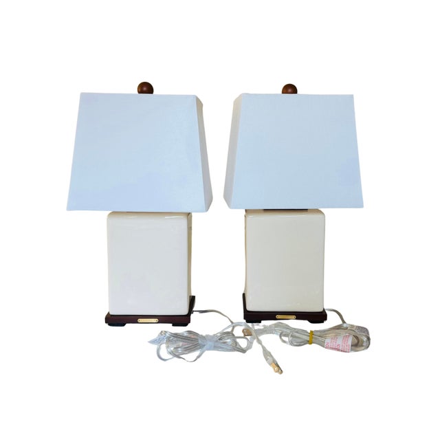 Hollywood Regency Lauren Ralph Lauren Cream Crackle Glaze Ceramic Table Lamps, Pair For Sale - Image 3 of 12
