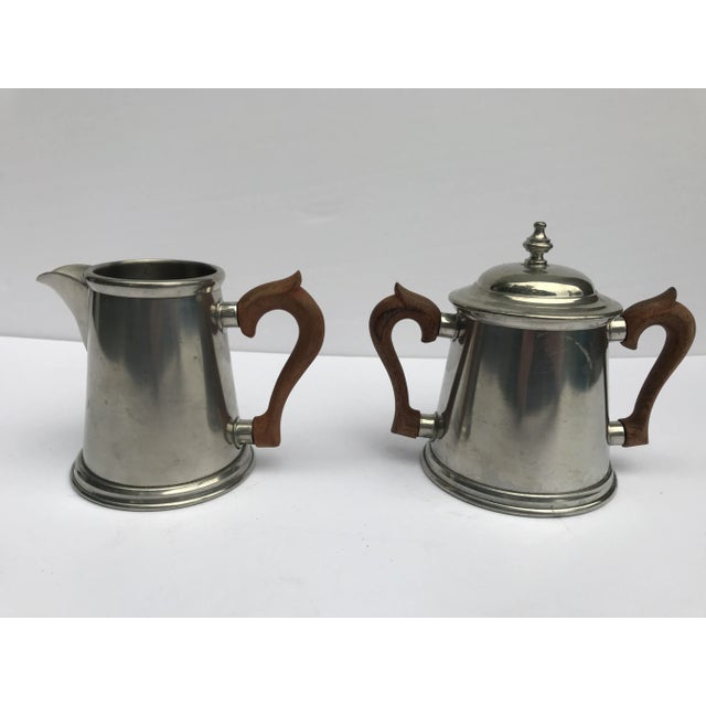 American Mid-Century Colonial Stieff Pewter Sugar & Creamer Set- 2 Pieces For Sale - Image 3 of 9