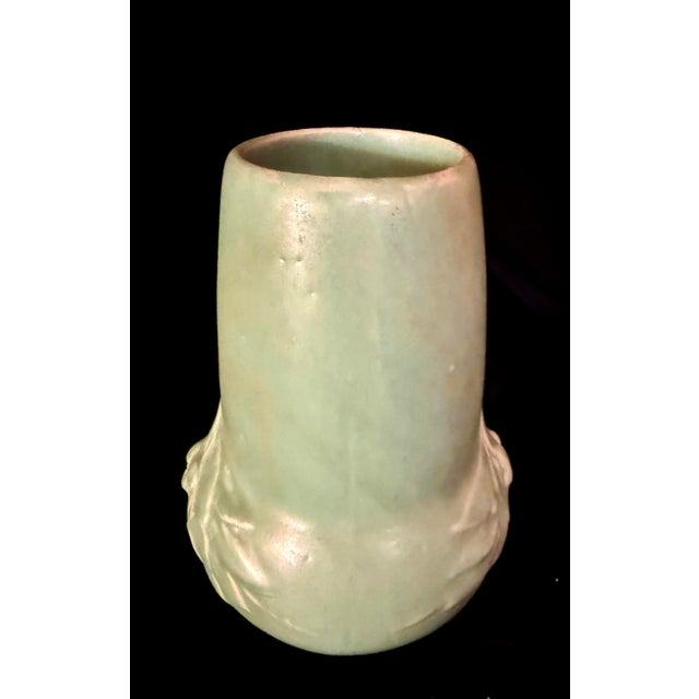 1930s 1930s McCoy Matte Green Stove Pipe Vase For Sale - Image 5 of 10
