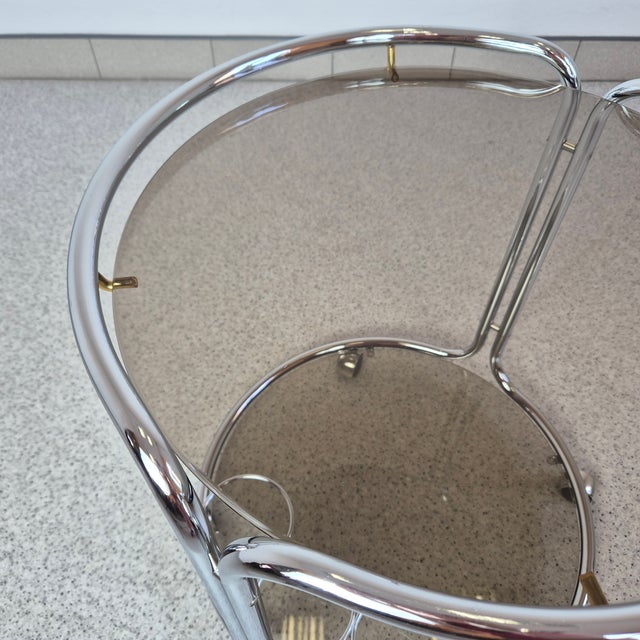 Mobile bar cart in Bauhaus style, 70s Dimensions: height - 57 cm diameter - 52 cm condition - very good, chrome structure...