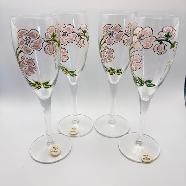 1990s Pierre Jouet France Époque Art Nouveau Crystal Champagne Flutes Pink Flowers - Set of 4 For Sale - Image 4 of 11