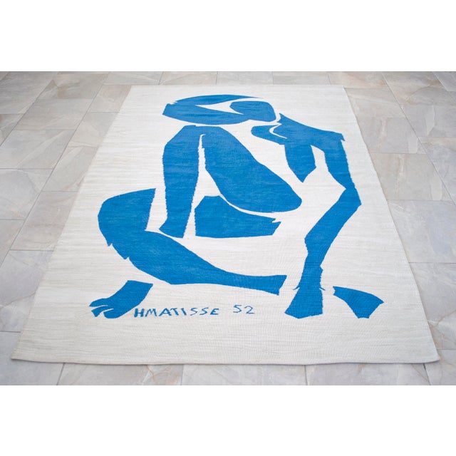 Textile Henri Matisse - Blue Nude 4 - Inspired Silk Hand Woven Flat Weave Area - Wall Rug 4′11″ × 6′10″ For Sale - Image 7 of 16