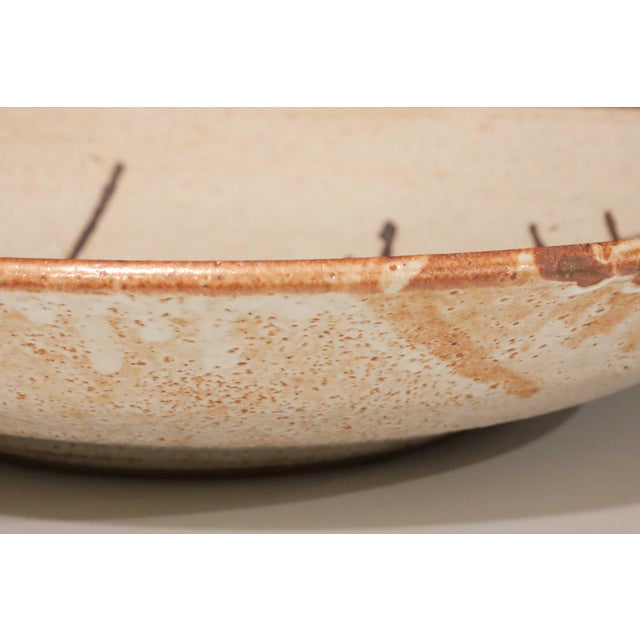Cream Mid 20th Century Mid-Century Modern Warren MacKenzie Monumental Ceramic Platter For Sale - Image 8 of 10