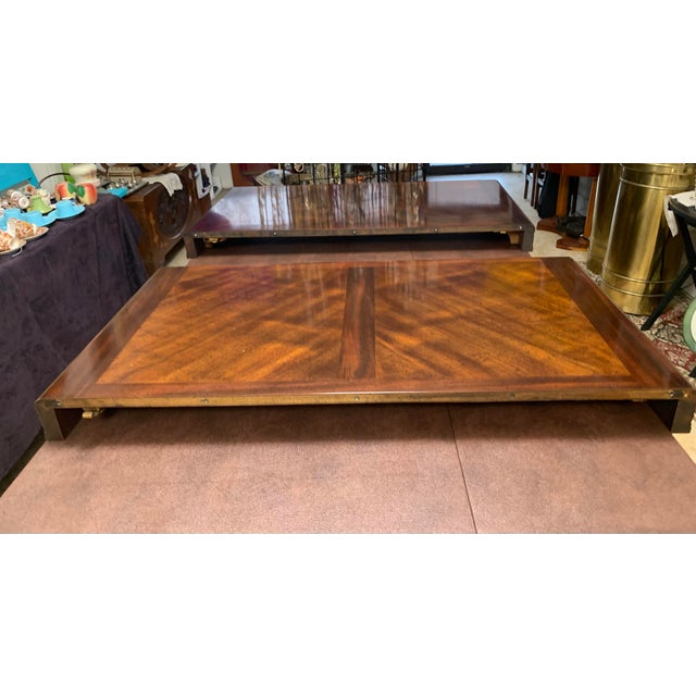 Wood 1960s Henredon Georgian Style Carved Mahogany Extension Dining Table W/ 2 Leaves – Signed For Sale - Image 7 of 12