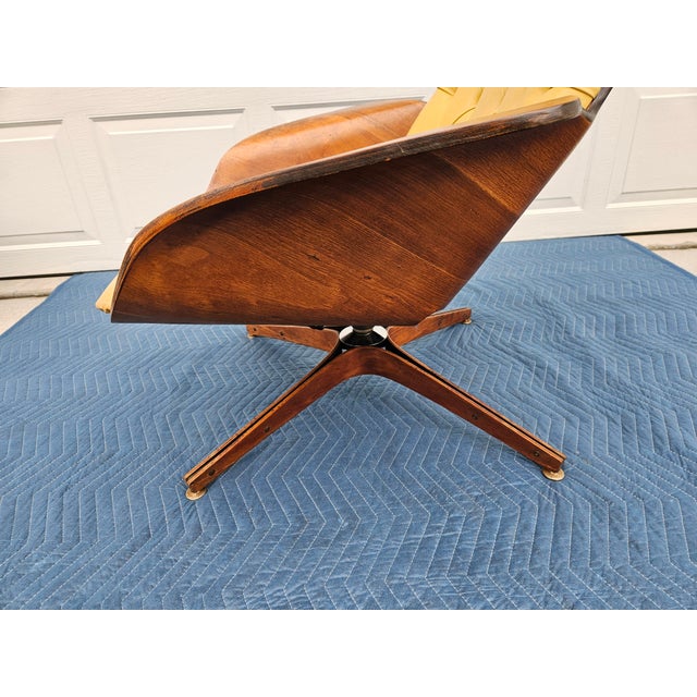 Yellow George Mulhauser Mr. Chair and Ottoman For Sale - Image 8 of 18