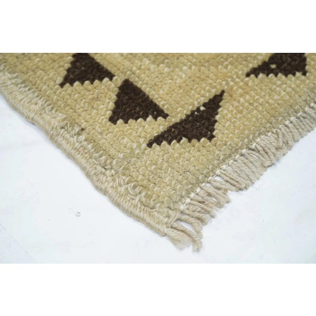 Traditional Geometric Rug 2'7'' X 7'1'' For Sale - Image 3 of 9