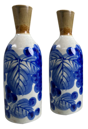 Taisho Porcelain Sake Pouring Bottles (Tokkuri Tokuri), Japan, 1920s, Set of 2