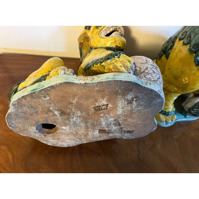 Antique 18th Century Chinese Famille Vert Foo Lion Dogs - a Pair For Sale - Image 11 of 13