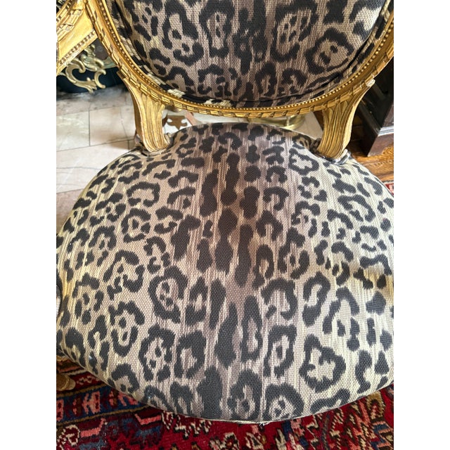 Wood Pair of Louis XVI Medallion Style Arm Chairs Giltwood, 18th Century For Sale - Image 7 of 9