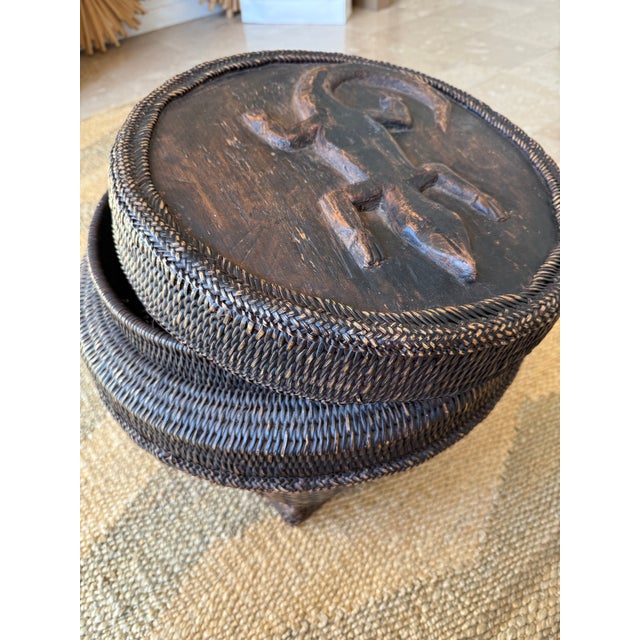Wood Vintage Hand Woven Rattan and Bamboo Storage Box With Lizard Motif For Sale - Image 7 of 8