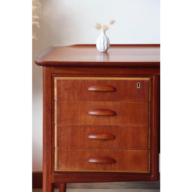 Danish Teak Svend Aage Madsen Desk from HP Hansen, 1960s For Sale - Image 16 of 18