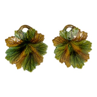 Set of 2 Antique Villeroy & Boch Majolica Leaf Dishes For Sale