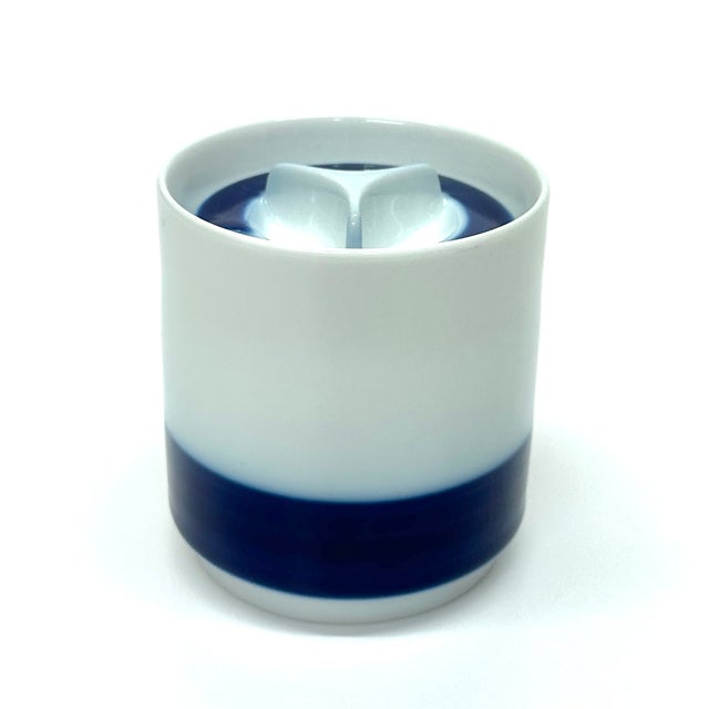 Mid 20th Century Minimalist Blue & White Creamer & Sugar Bowl Set by Thomas Germany For Sale In Miami - Image 6 of 11