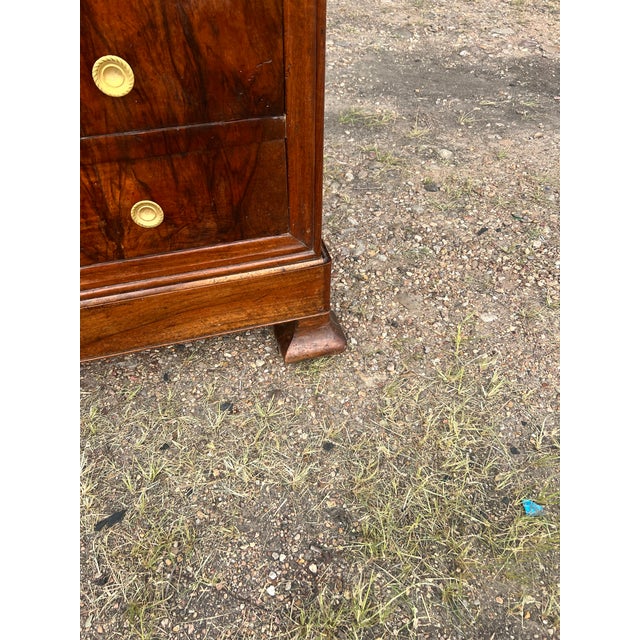 French 19th Century Louis Philippe Walnut Chest of Drawers For Sale - Image 4 of 12