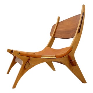 Vintage Scandinavian Style Lounge Chair in Wood and Leather For Sale