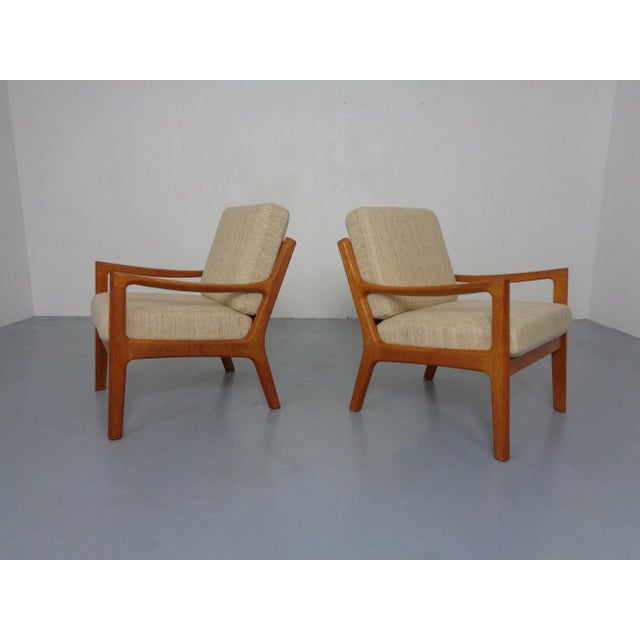 Teak Senator armchair from the 1960s. with original wool fabric and spring core cushions. Design: Ole Wanscher...