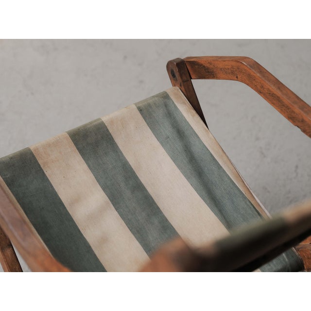 French Folding Campaign Chair in Wood and Striped Canvas, 1900s For Sale - Image 10 of 16