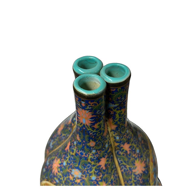 Oriental Purple Blue Gourd Shape Floral Graphic Porcelain Art Vase For Sale - Image 12 of 18