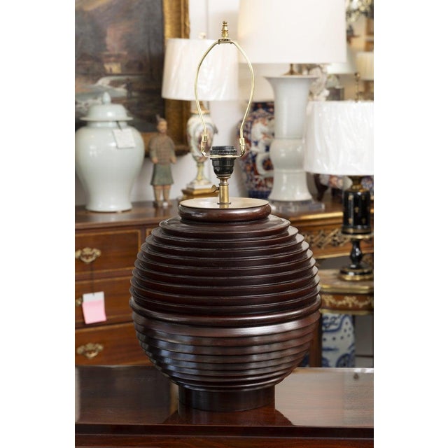 Mid-Century Modern Pair of Ribbed Mahogany Table Lamps For Sale - Image 3 of 8