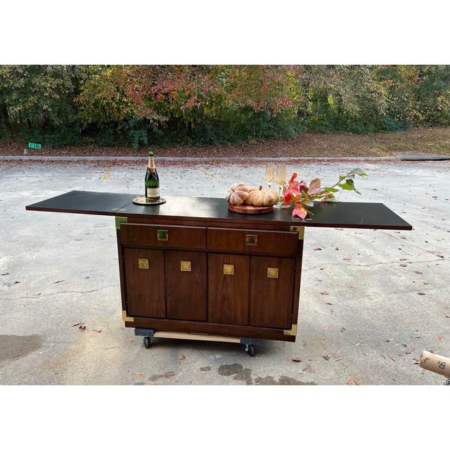 1970s 1970s Thomasville Campaign Style Walnut Bar Cart With Cabinet and Extendable Flip Top For Sale - Image 5 of 10