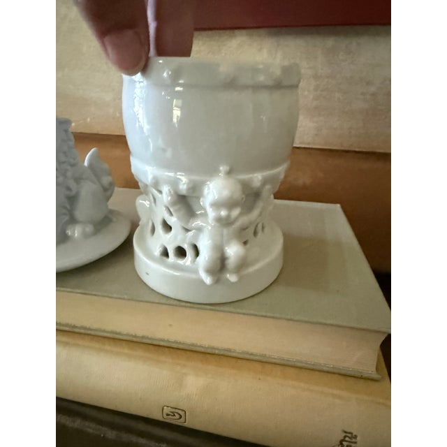 Ceramic Vintage Blanc De Chine Foo Dog Covered Incense Burner | White Porcelain Guardian Lion Jar | Chinese Chinoiserie Decor For Sale - Image 7 of 9