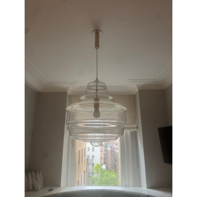 Palais Garnier M Pendant Regular size in Clear Jan Plecháč and Henry Wielgus sketched the shape of the Lasvit Neverending...