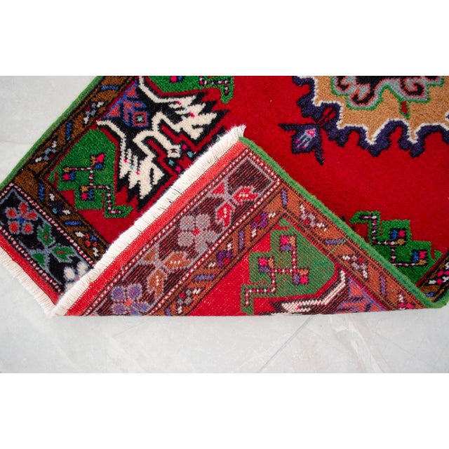 1970s Hand Made Turkish Rug Small Rug Kitchen Mat Organic Wool Entry Decor - 1'11" X 3'11" For Sale - Image 9 of 10