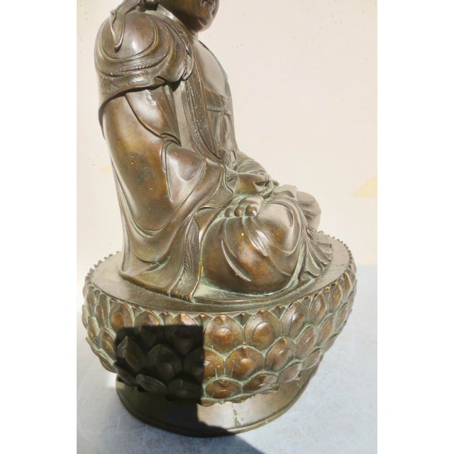 Bronze Buddha Quan Yin, Avalokiteshvara. For Sale - Image 11 of 13
