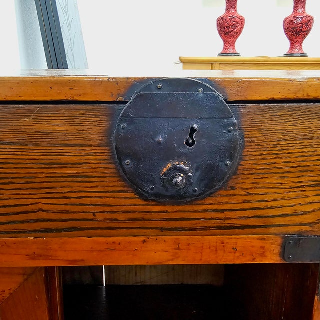 Late 19th Century Japanese Meiji Chōba Tansu Merchant Chest in Sugi Wood For Sale - Image 12 of 14