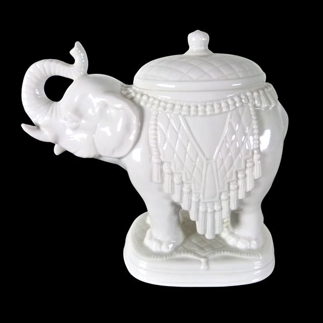 White Vintage Andrea by Sadek White Porcelain Elephant Candy Dish | Elephant Lidded Trinket Box | Made in Japan | Foil Sticker For Sale - Image 8 of 16