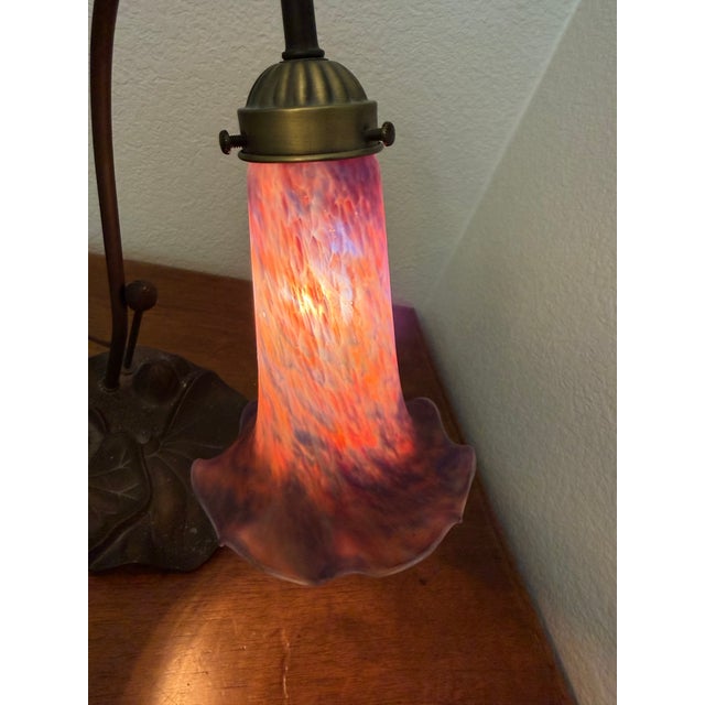 Metal 1980s Tulip Shaped Glass Lamp With Lilypad Metal Base For Sale - Image 7 of 7
