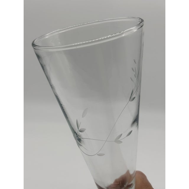 American Vintage Princess House Pilsner/Champagne Flute Heritage Pattern Set of 8 Glasses For Sale - Image 3 of 8