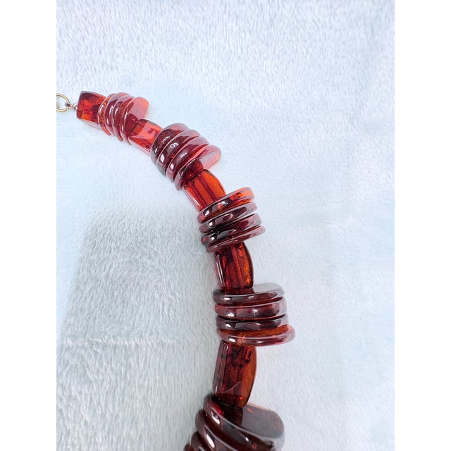 Vintage Baltic Amber Slab Necklace | 53.3g Hand‑Cut Cognac Amber | Sterling Clasp For Sale - Image 9 of 18
